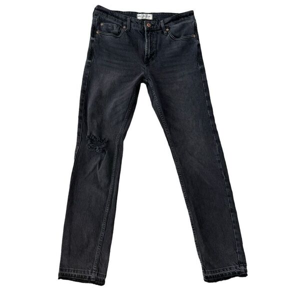 We The Free Denim - We the Free Free People Raw Hem Faded Black ripped Jeans Women’s Sz 27